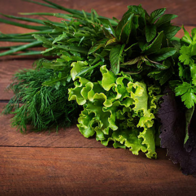 Зелень, салаты